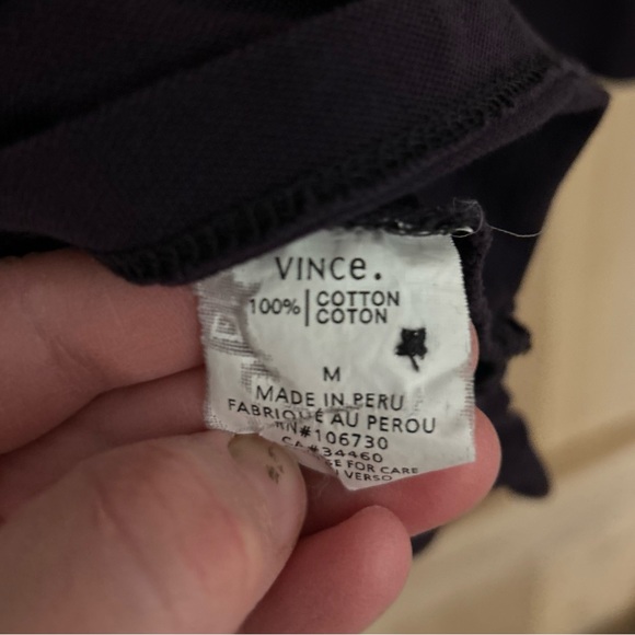 VINCE Women’s Long Sleeve Plum lightweight pique Polo Shirt soft, EUC, Medium. - Picture 4 of 6